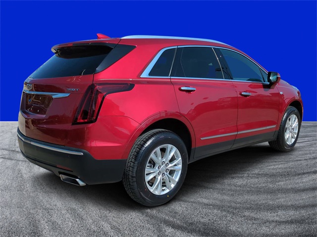 2021 Cadillac XT5 Luxury photo 2