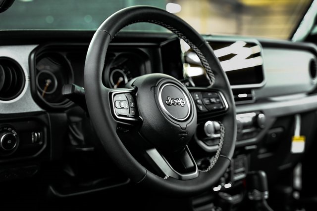 2025 Jeep Wrangler Sport S photo 23