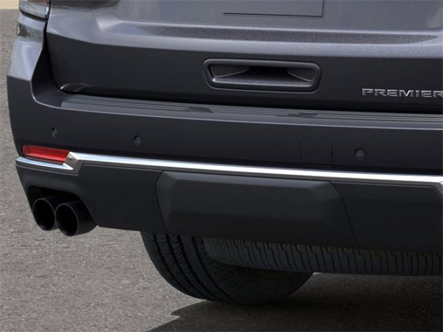 2025 Chevrolet Suburban Premier photo 13