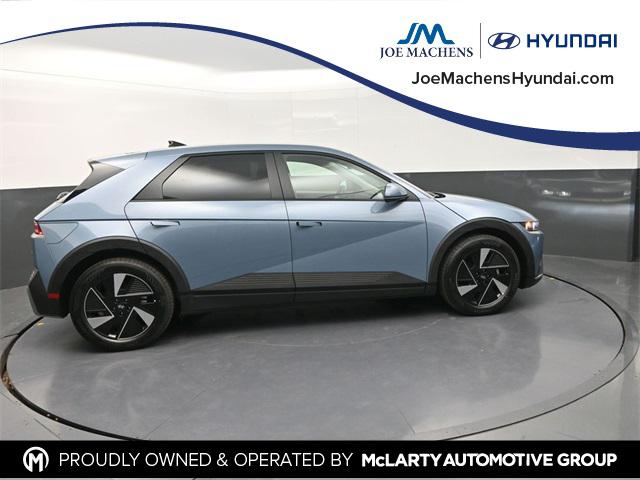 2026 Hyundai IONIQ 5 SEL's photo