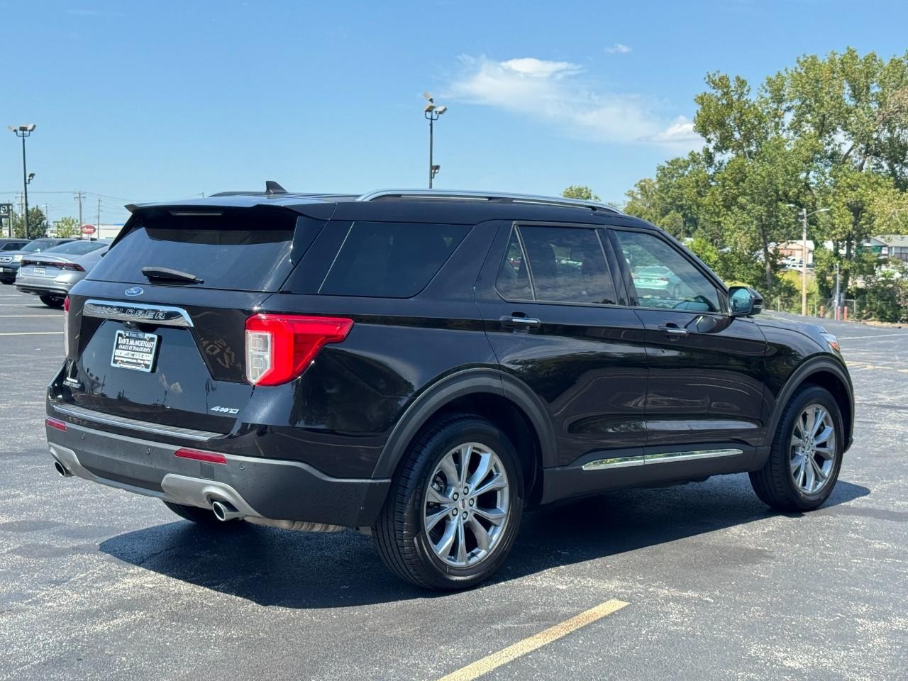 2022 Ford Explorer Limited photo 2