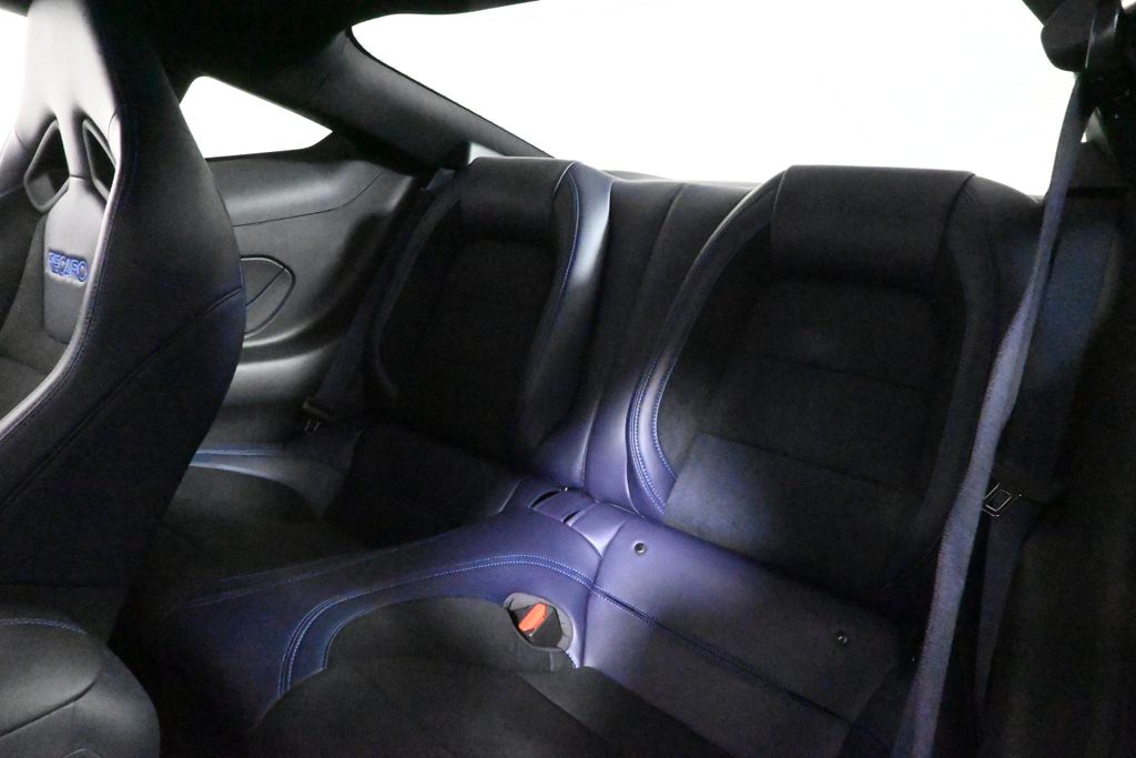 2024 Ford Mustang Dark Horse photo 3