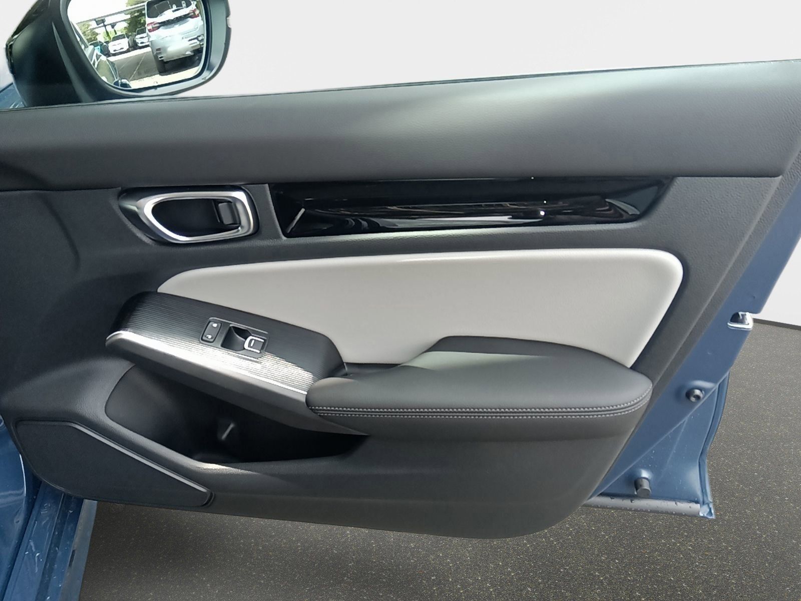 2026 Honda Civic Hybrid Sport Touring photo 31
