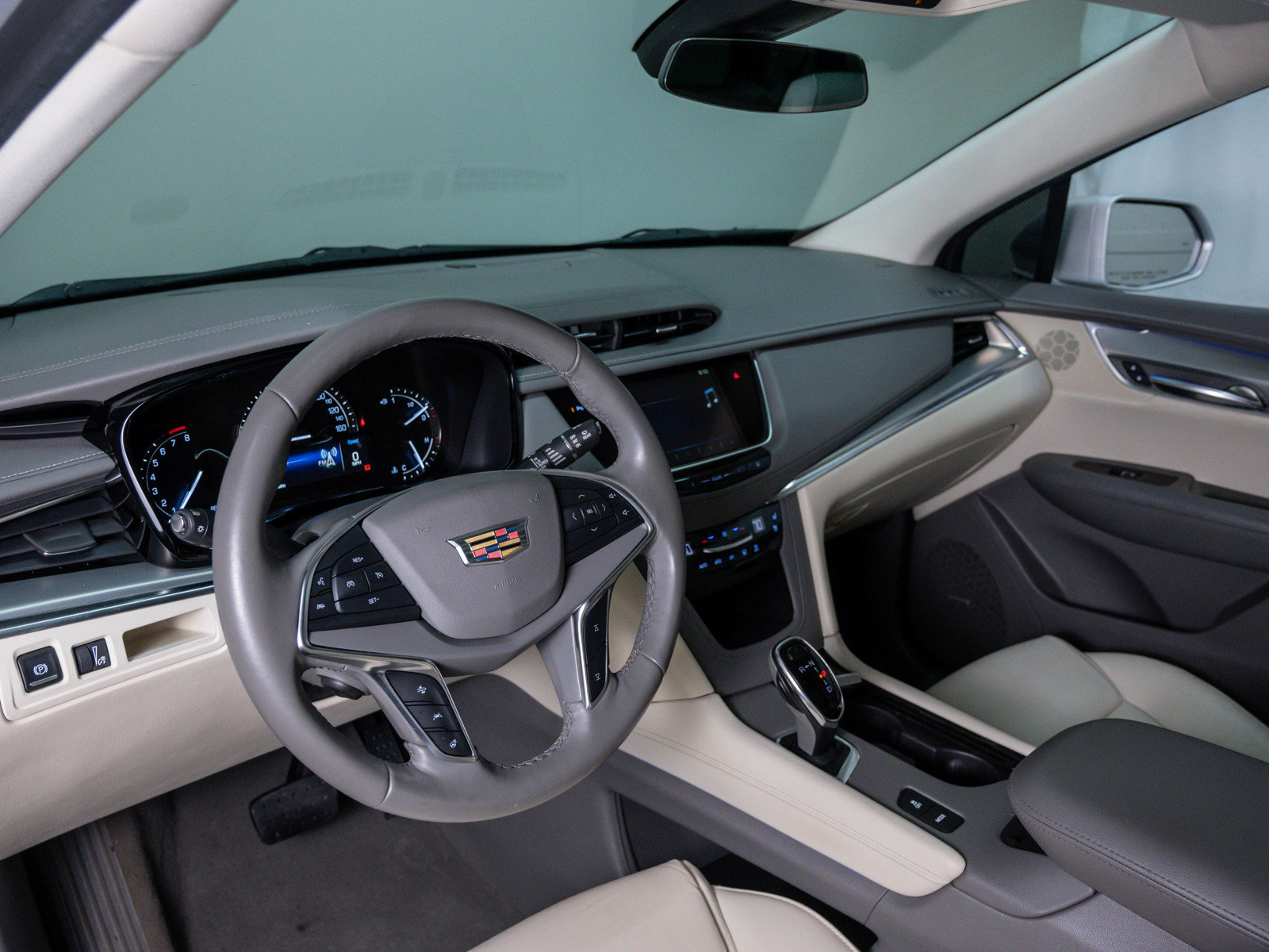 2018 Cadillac XT5 Premium Luxury photo 19