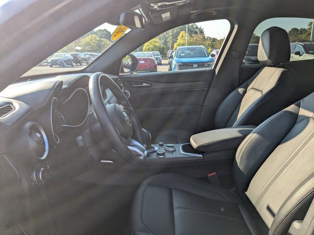 2022 Alfa Romeo Stelvio Ti photo 15