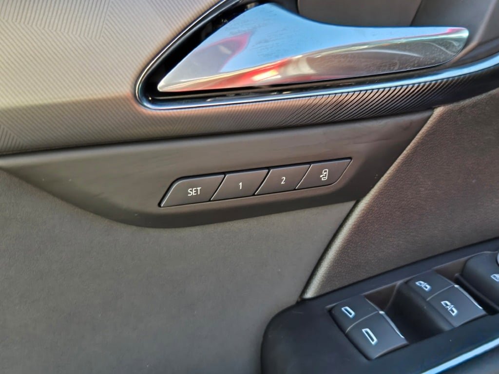 2025 Buick Envision Sport Touring photo 20