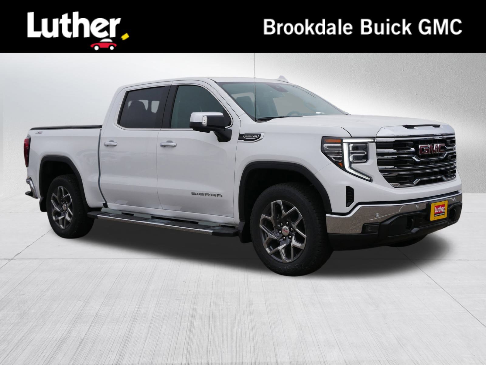 2026 GMC Sierra 1500 SLT's photo