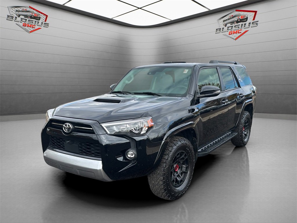 2022 Toyota 4Runner TRD Off-Road Premium's photo
