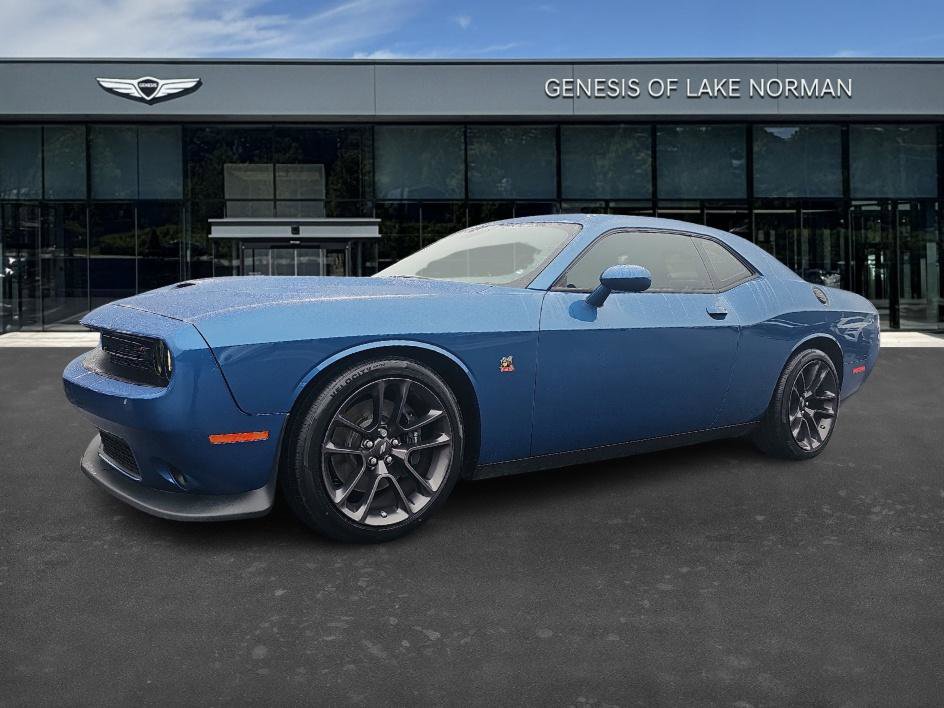 2022 Dodge Challenger R/T's photo