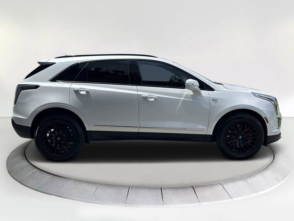 2025 Cadillac XT5 Sport photo 6