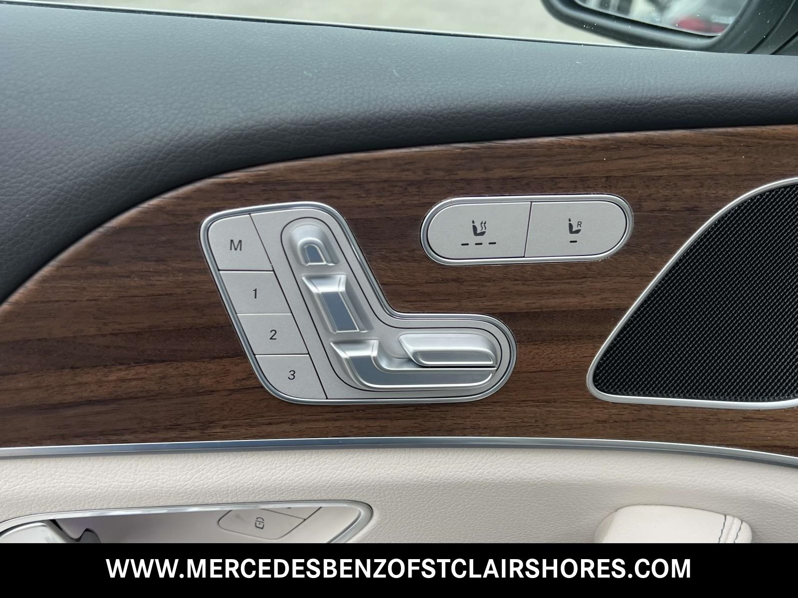 2025 Mercedes Benz GLE 350 4MATIC photo 17