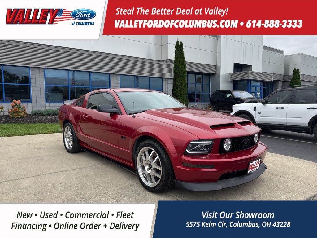 2005 Ford Mustang