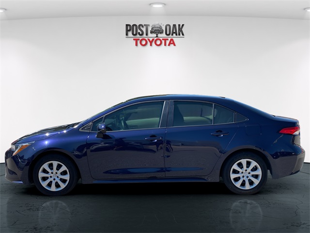 2021 Toyota Corolla LE photo 4