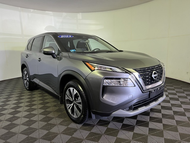 2023 Nissan Rogue SV photo 2