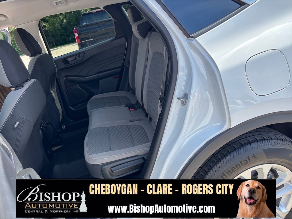 2022 Ford Escape SE photo 10