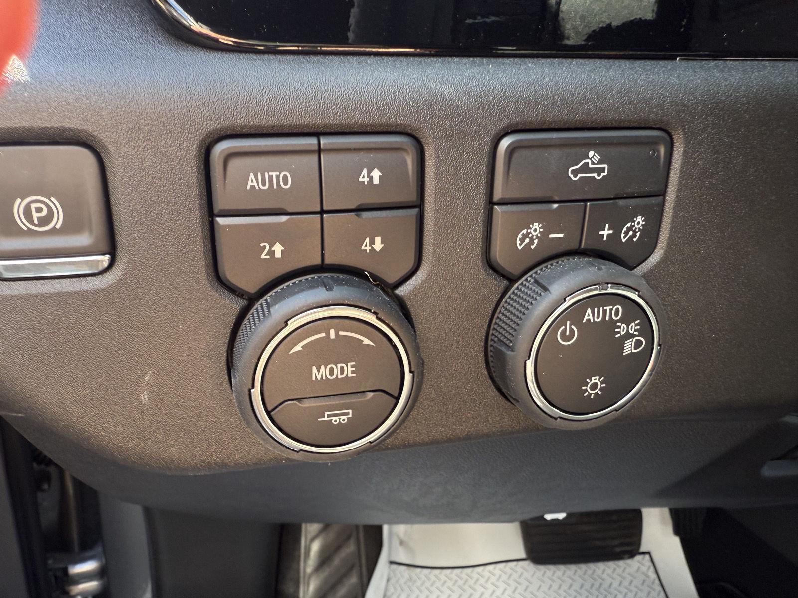 2026 Chevrolet Silverado 1500 LT photo 12