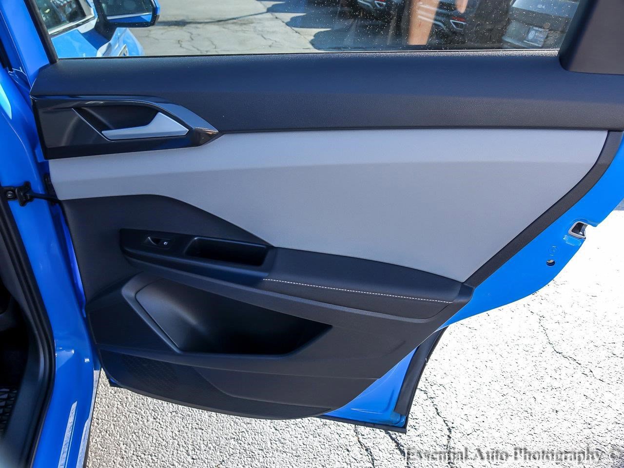 2024 VOLKSWAGEN TAOS - Image 25