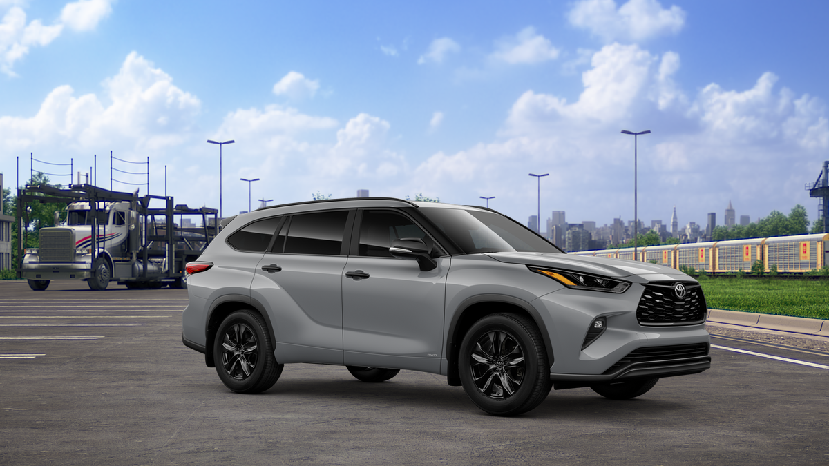2025 Toyota Highlander Hybrid XLE photo 14