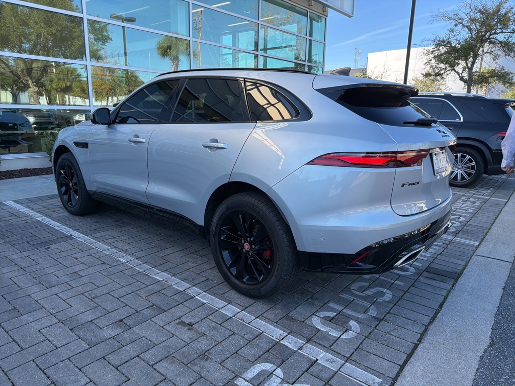 2021 Jaguar F-PACE P340 S photo 3