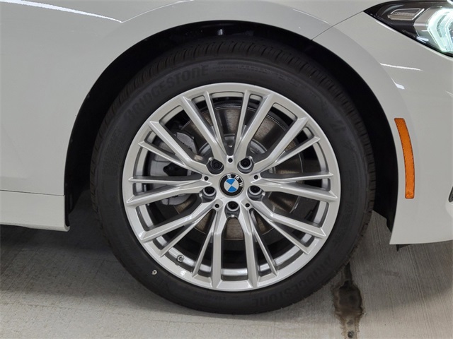 2024 Bmw 330i photo 4