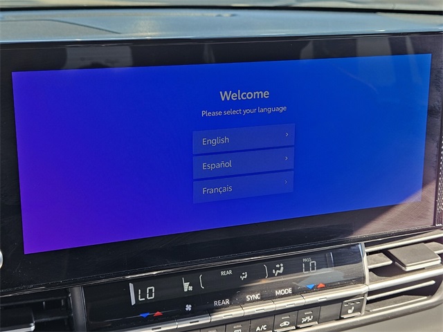 2025 Toyota Sienna XLE photo 24