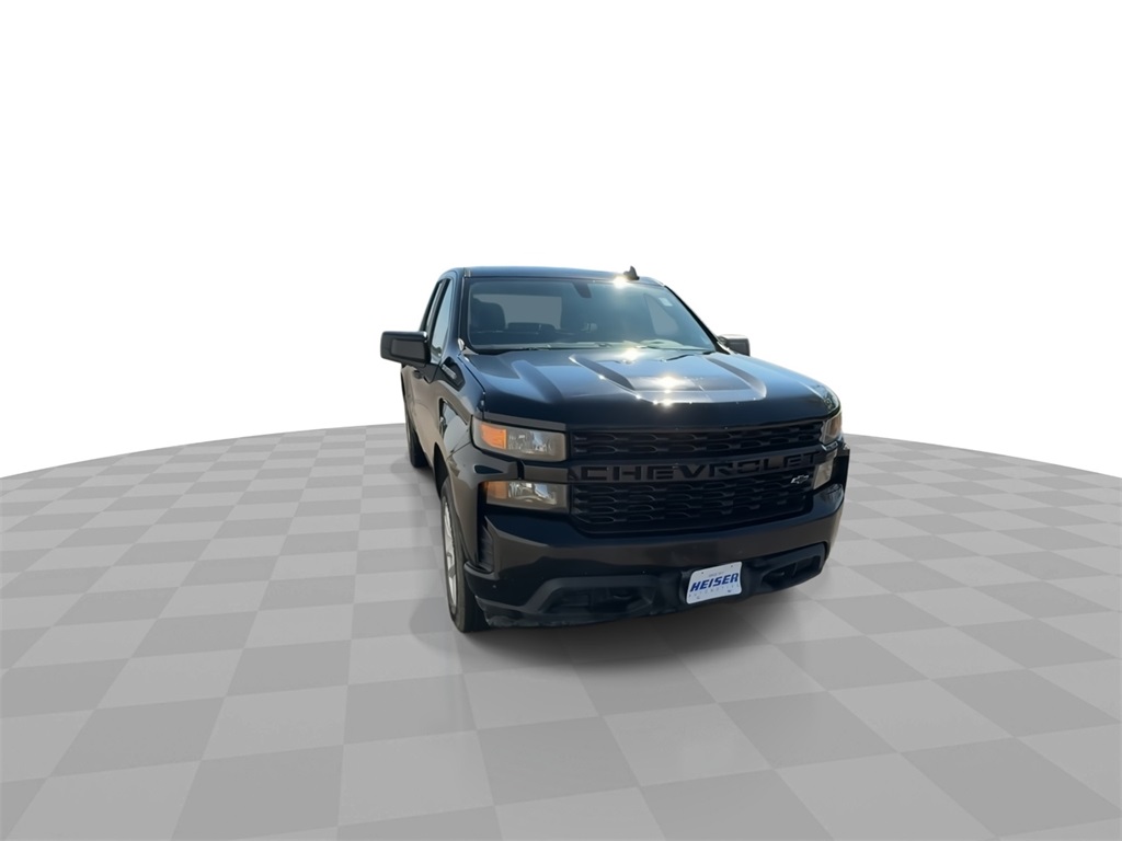 2020 Chevrolet Silverado 1500 Custom photo 3