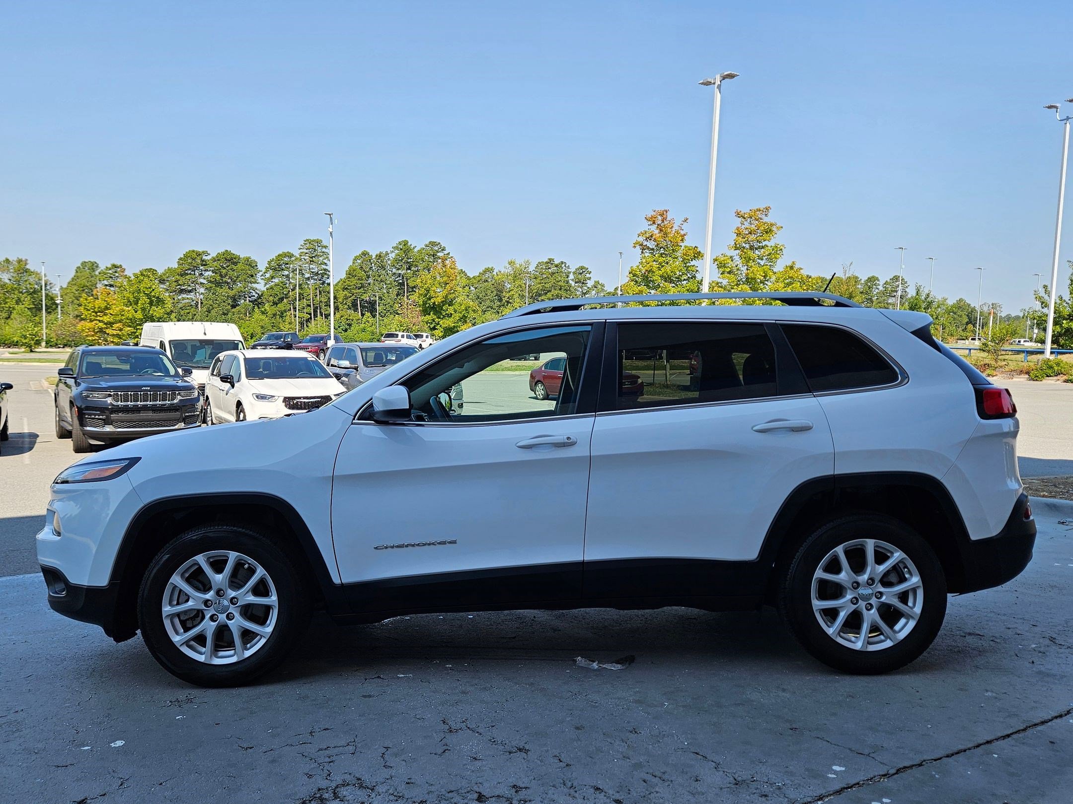 2018 Jeep Cherokee Latitude photo 3
