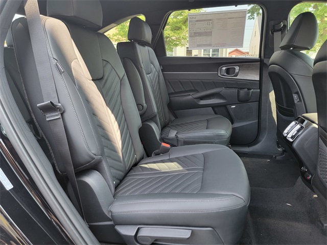 2025 Kia Sorento X-Line SX Prestige photo 11