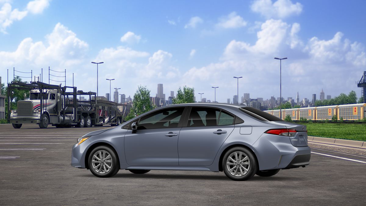 2026 Toyota Corolla LE photo 4