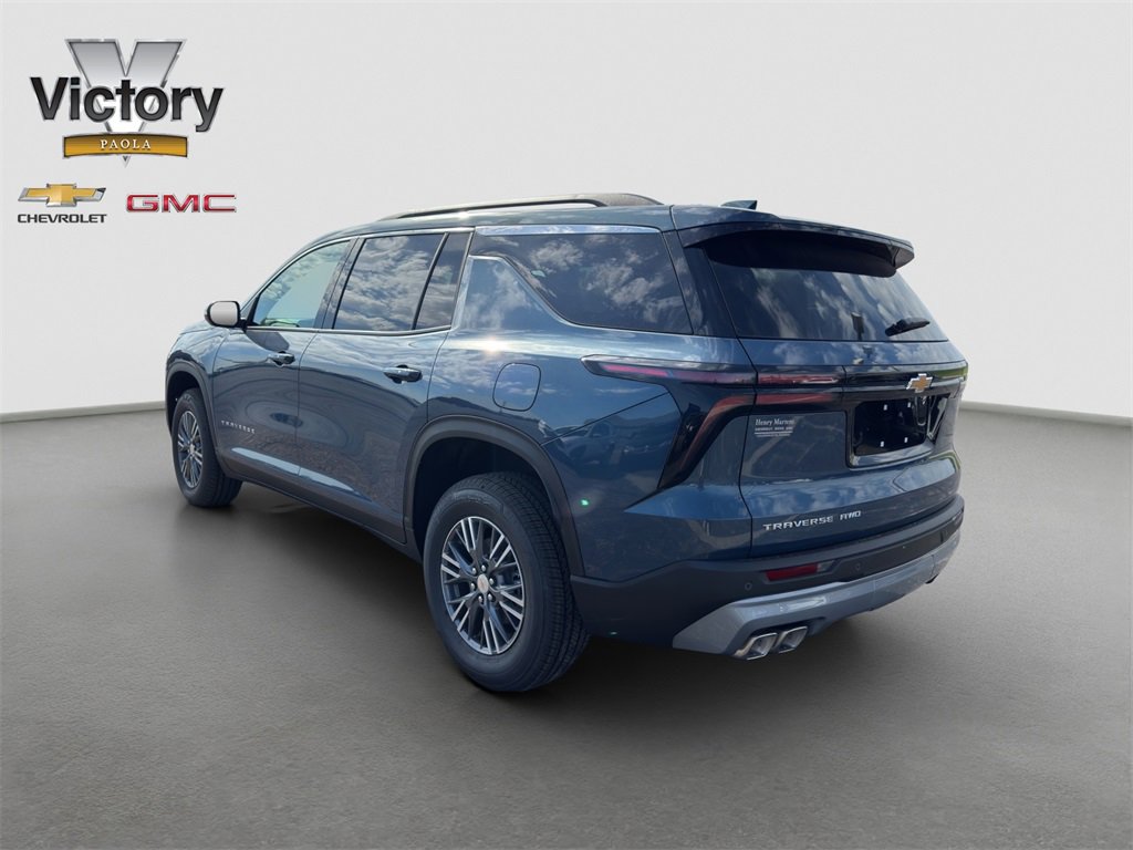 2026 Chevrolet Traverse photo 4