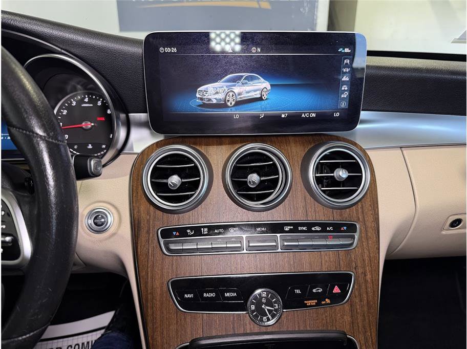 2019 Mercedes Benz C 300 photo 33