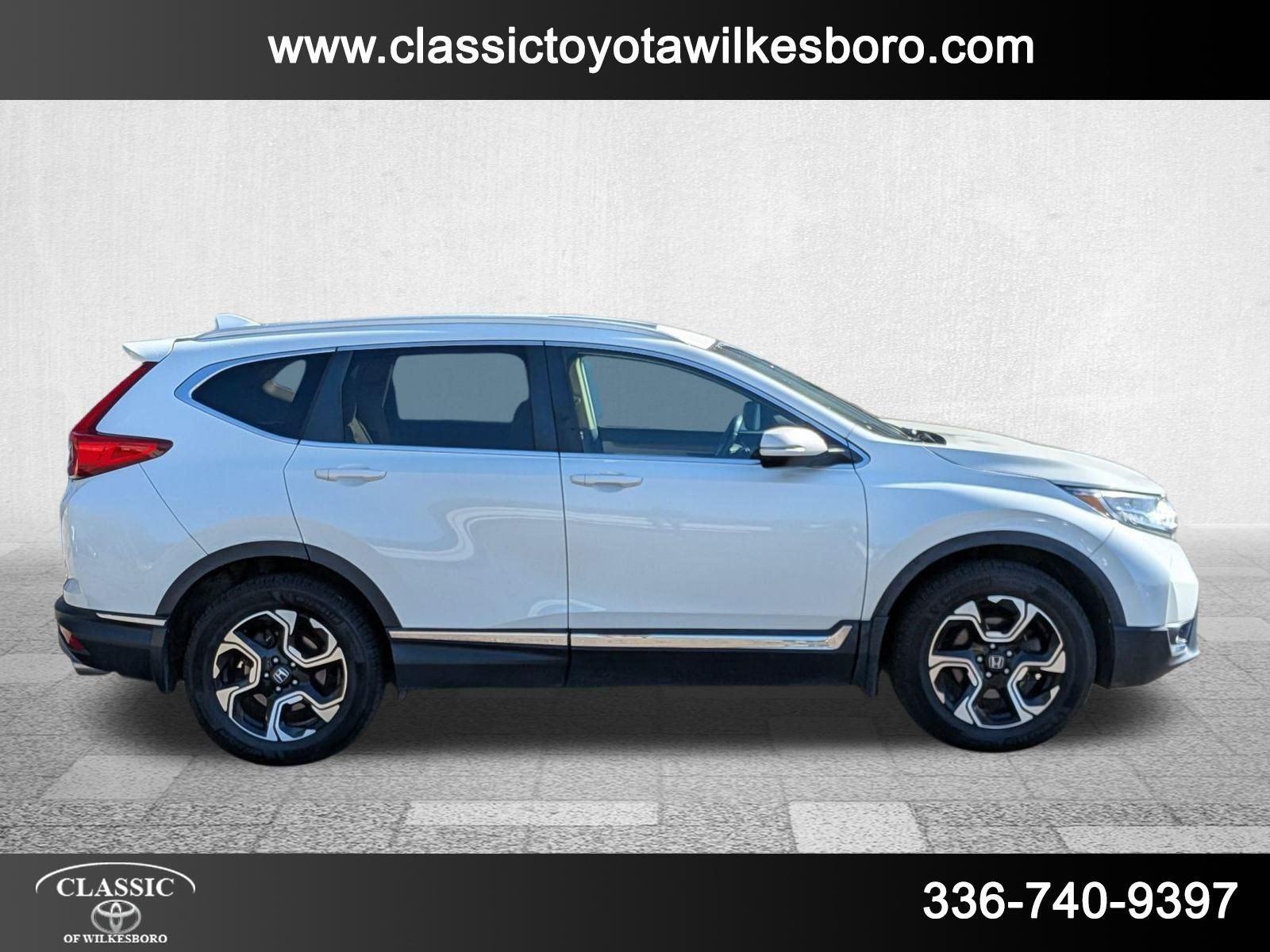 2018 Honda CR-V Touring photo 4