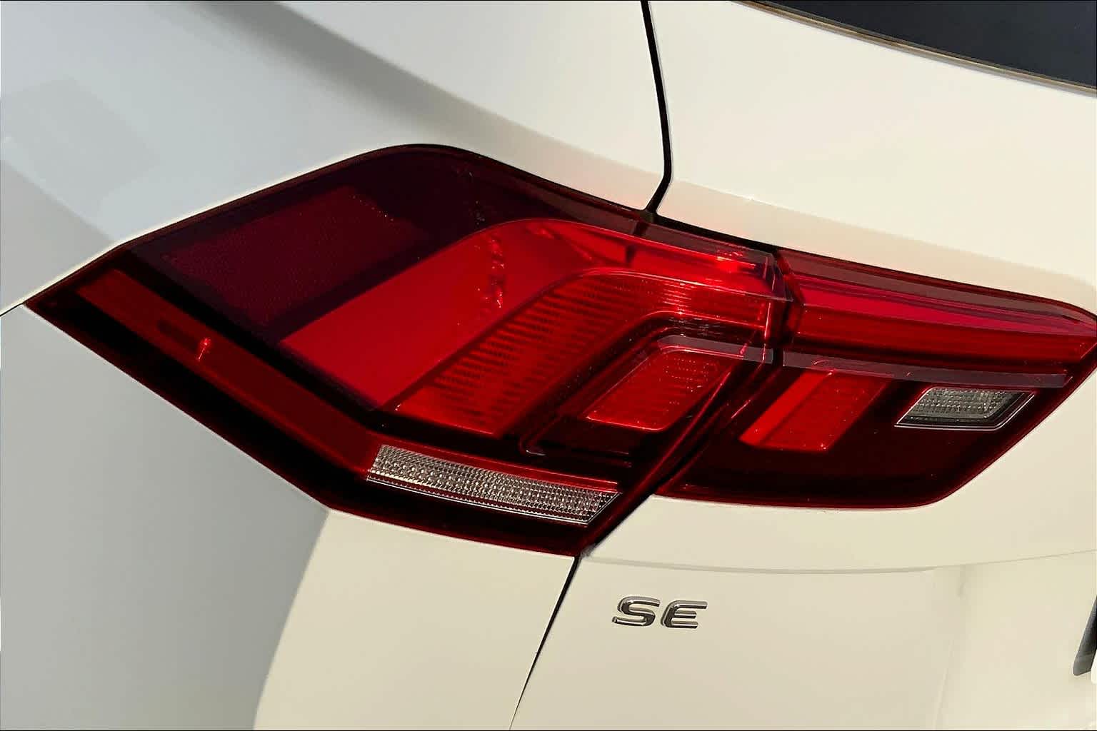 2022 Volkswagen Tiguan SE photo 24