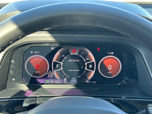 2025 Volkswagen Atlas Peak Edition photo 39