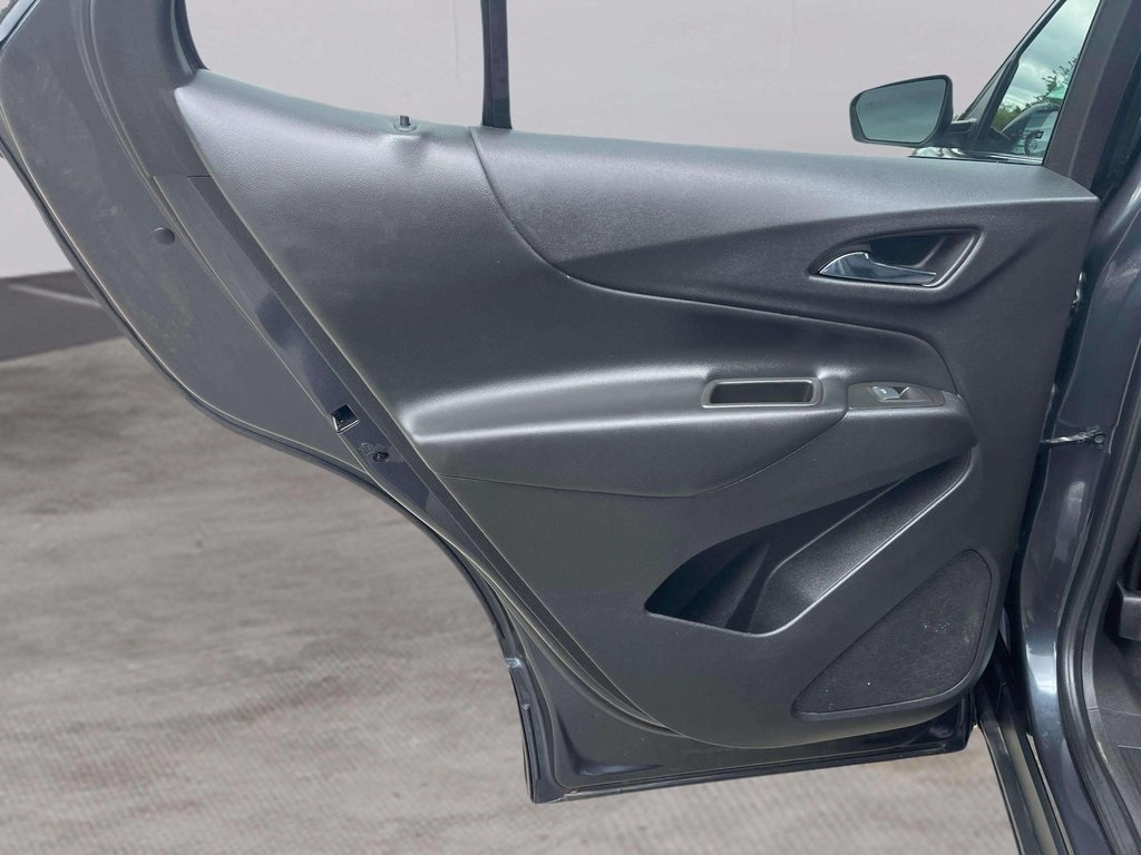 2022 Chevrolet Equinox LT photo 16