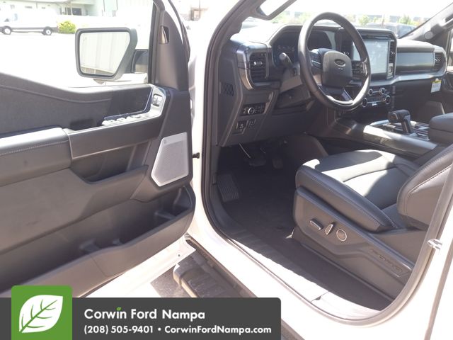 2025 Ford F-150 Lariat photo 9