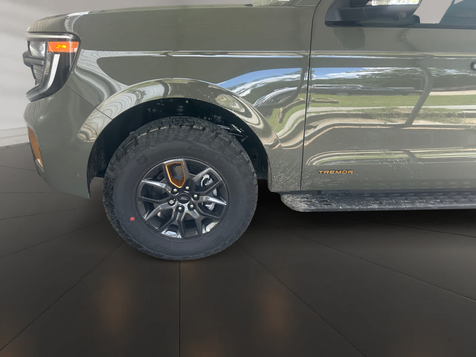 2025 Ford Expedition photo 15
