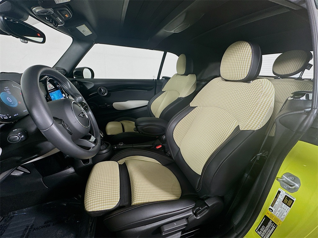2023 Mini Cooper Convertible S photo 10