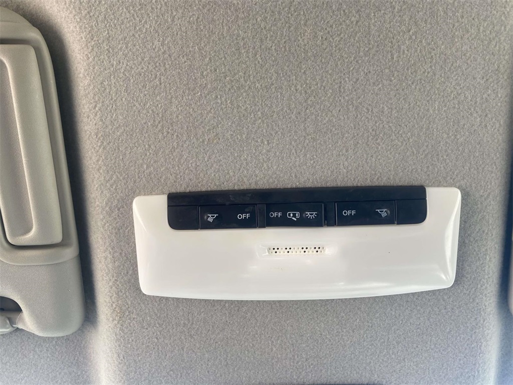 2020 Nissan Kicks S photo 22