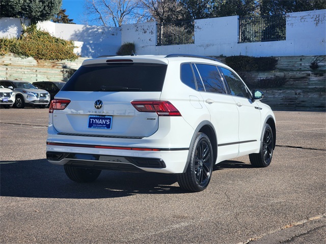 2022 Volkswagen Tiguan SE R-Line Black photo 3
