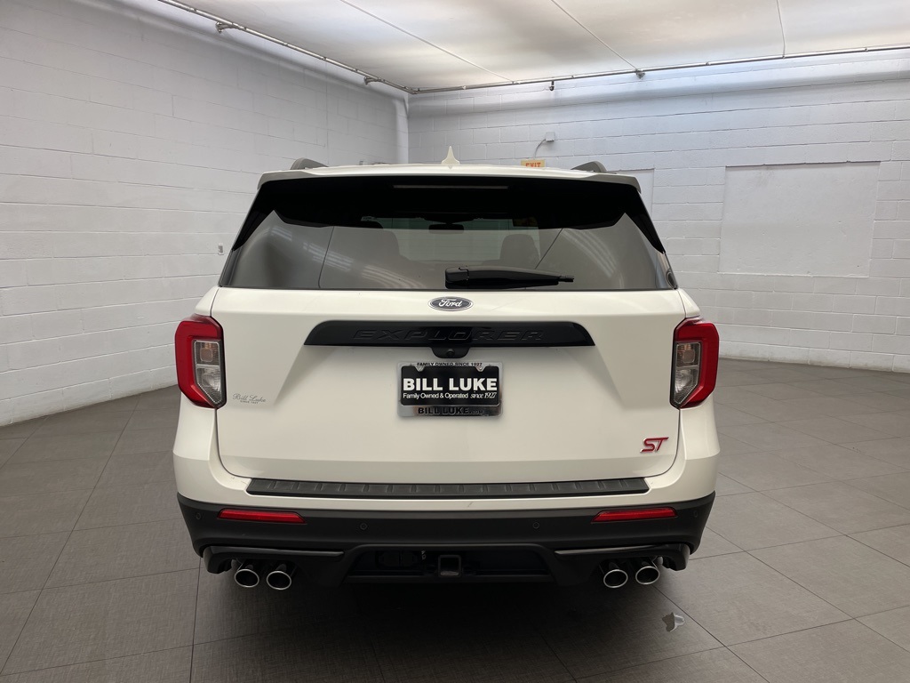 2024 Ford Explorer ST photo 4