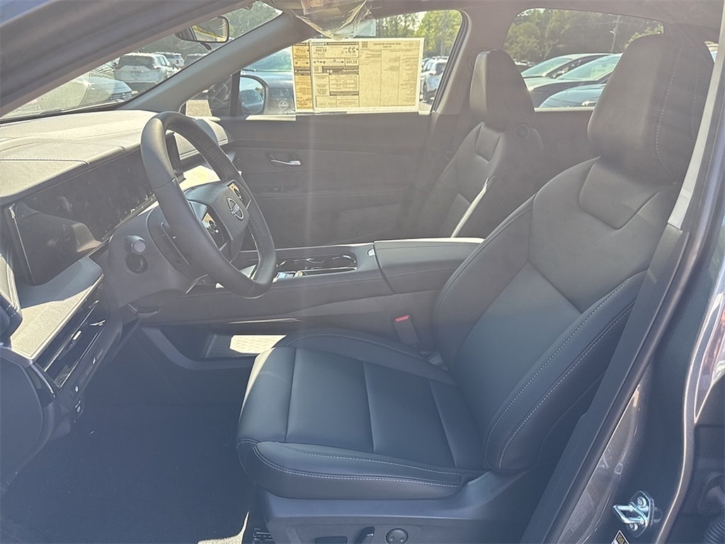 2025 Nissan Murano SV photo 9