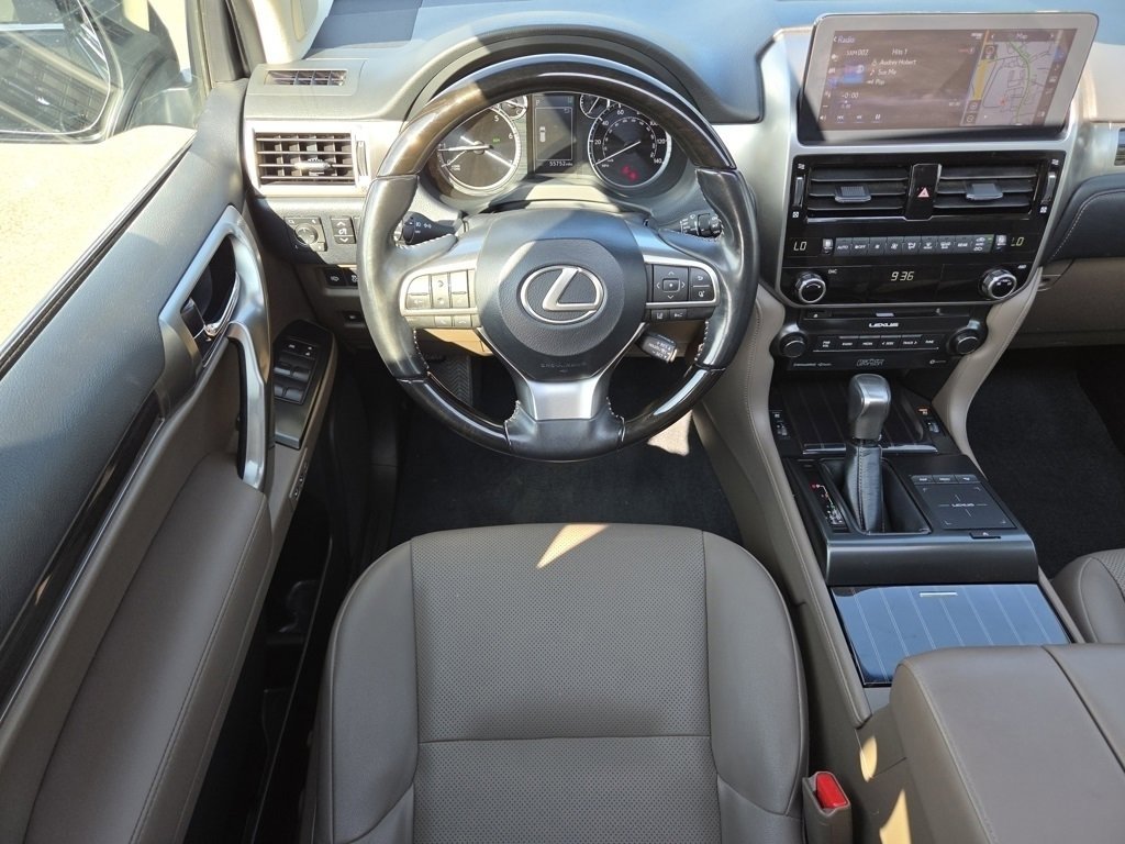 2023 Lexus GX 460 Premium photo 3
