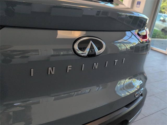 2023 Infiniti QX55 Essential photo 10