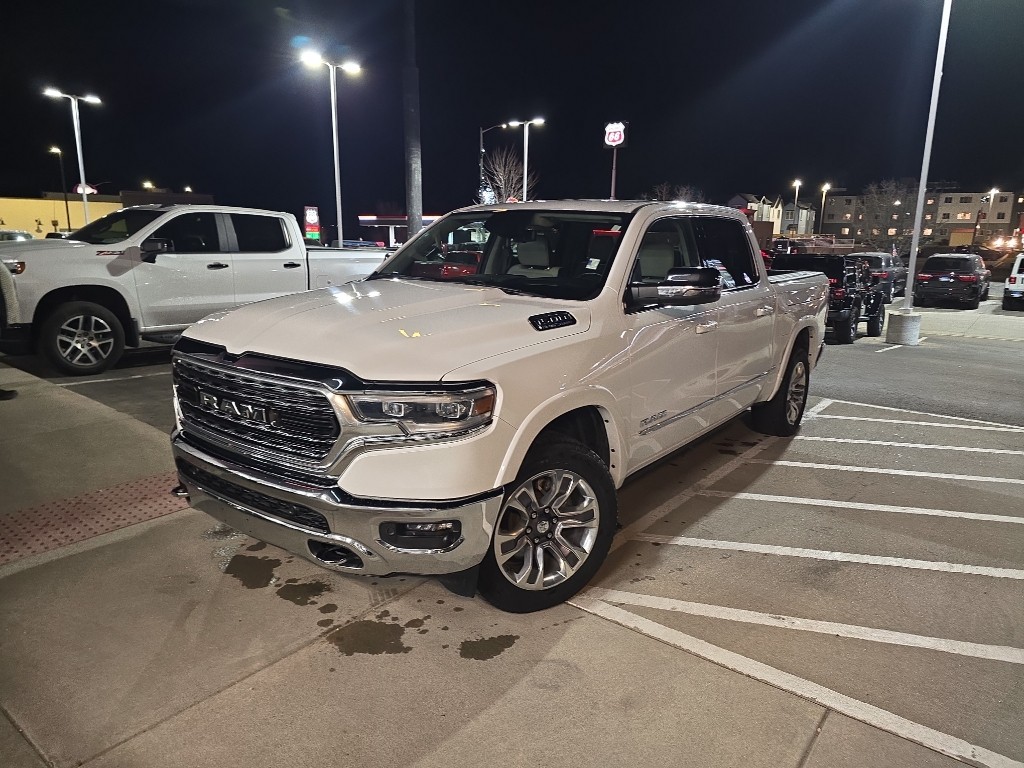 2023 RAM Ram 1500 Pickup Limited's photo