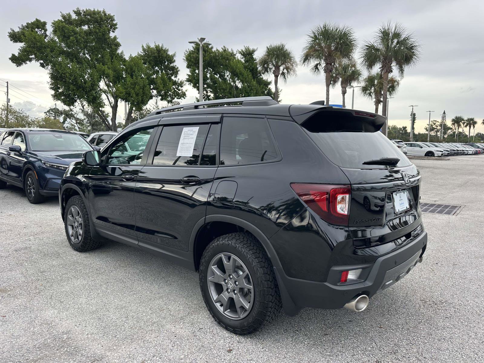 2024 Honda Passport TrailSport photo 3