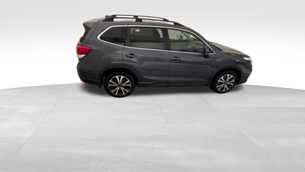2021 Subaru Forester Limited photo 6