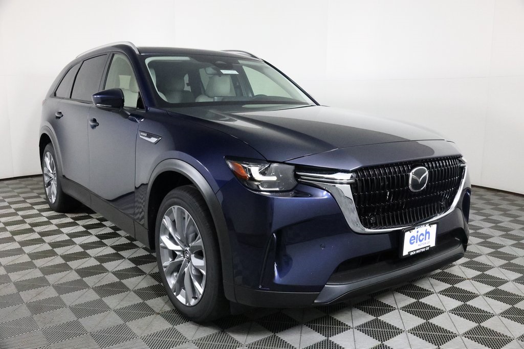 2026 Mazda CX-90 Preferred Package's photo