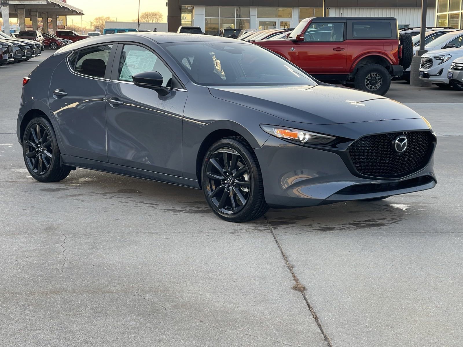 2025 Mazda Mazda3 2.5 s Carbon photo 11