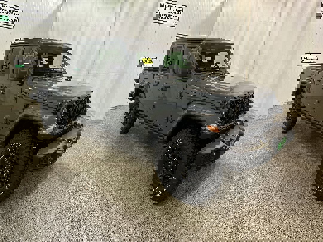 2026 Jeep Gladiator Willys's photo